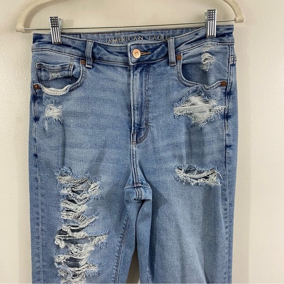 American Eagle Mom Jeans Distressed Stretch Size 6 - Picture 3 of 11